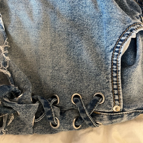 Batty rider denim shorts size us 6 - Picture 6 of 6